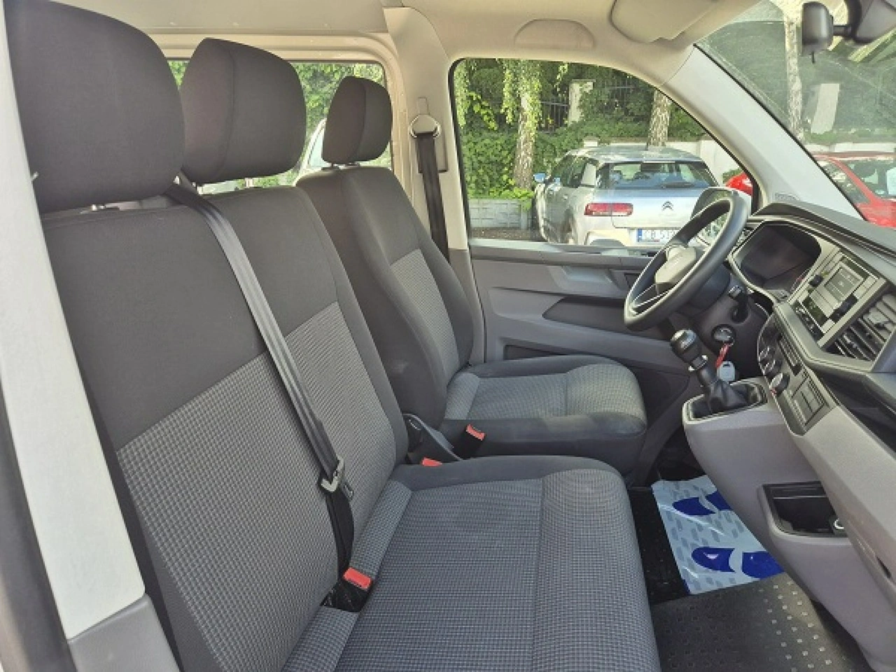 Volkswagen Transporter - Zdjęcie 18