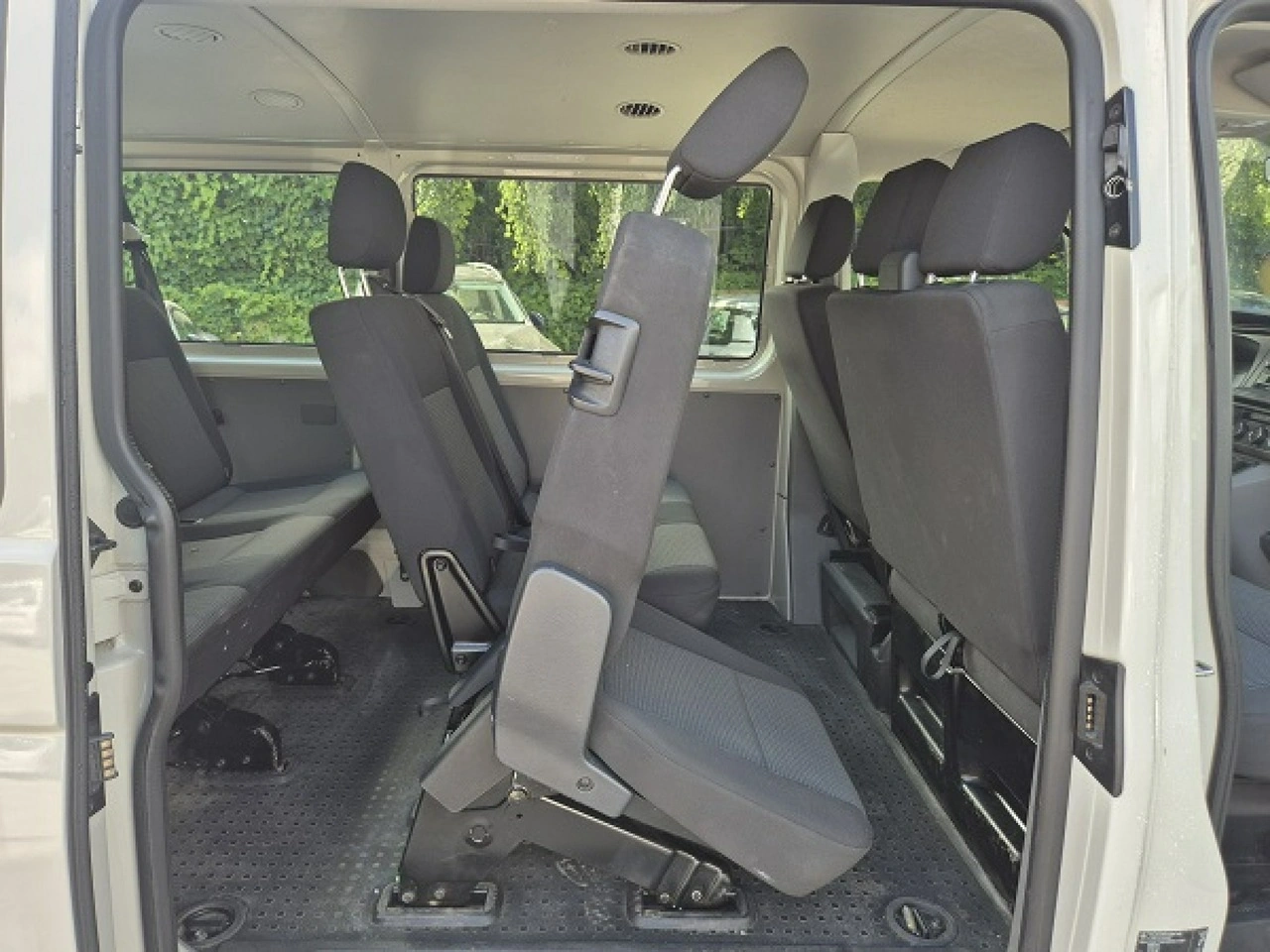 Volkswagen Transporter - Zdjęcie 21