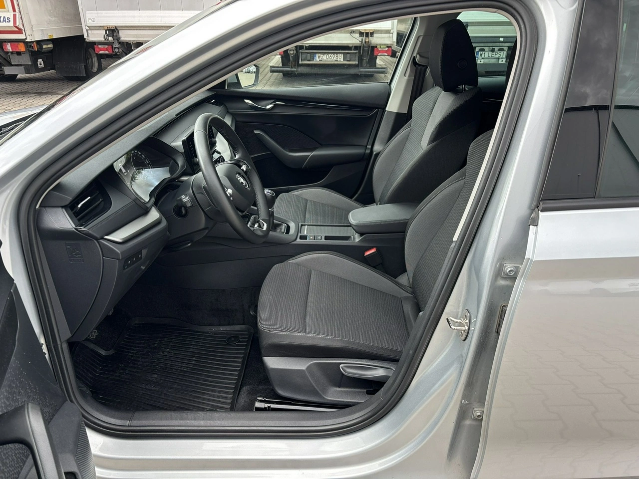Skoda Octavia - Zdjęcie 9