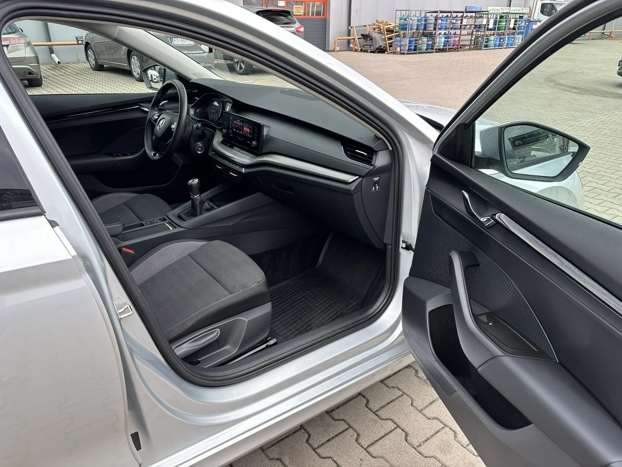 Skoda Octavia - Zdjęcie 15
