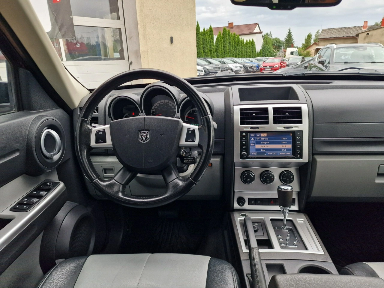Dodge Nitro - Zdjęcie 20