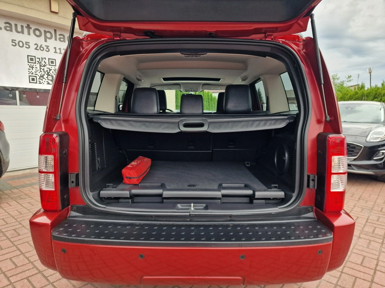 Dodge Nitro - Zdjęcie 24