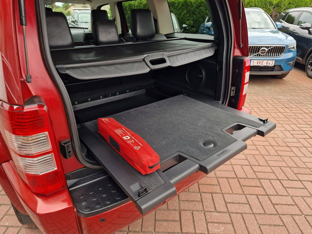 Dodge Nitro - Zdjęcie 25