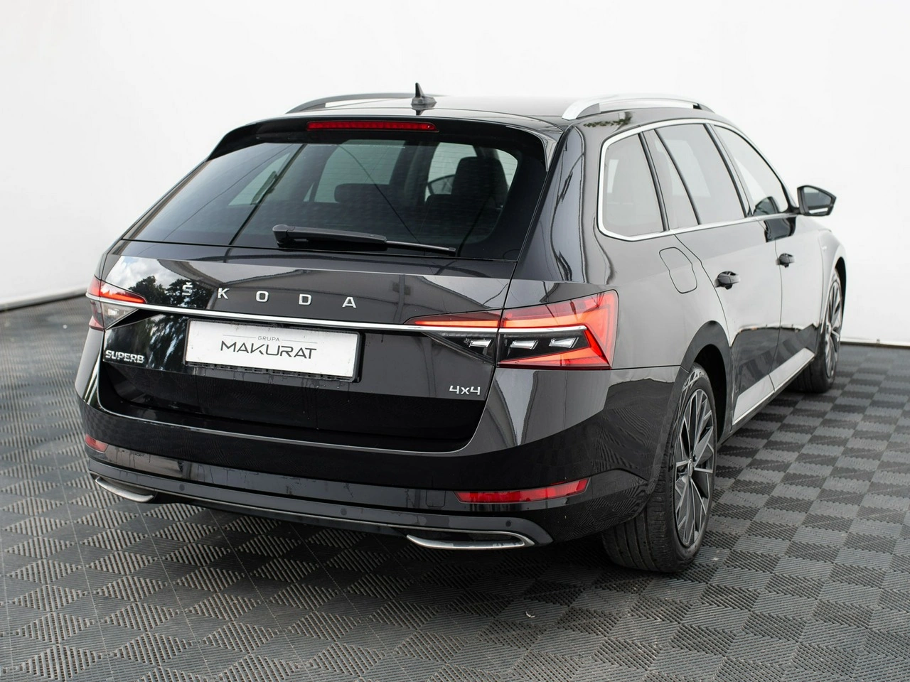 Skoda Superb - Zdjęcie 4