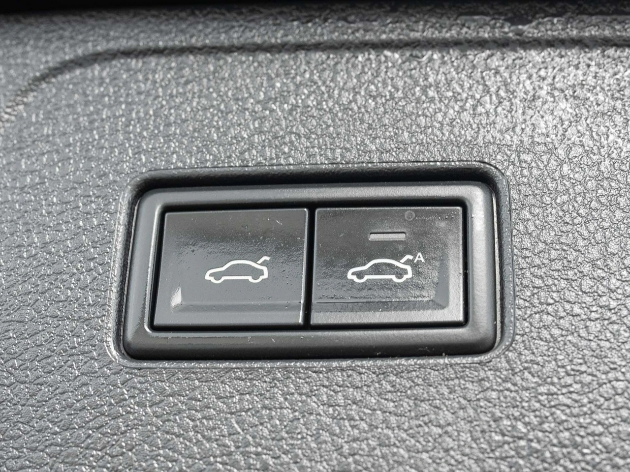 Volkswagen Passat - Zdjęcie 28