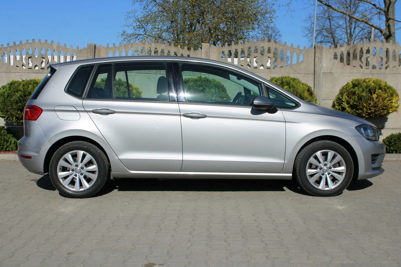 Volkswagen Golf Sportsvan - Zdjęcie 10
