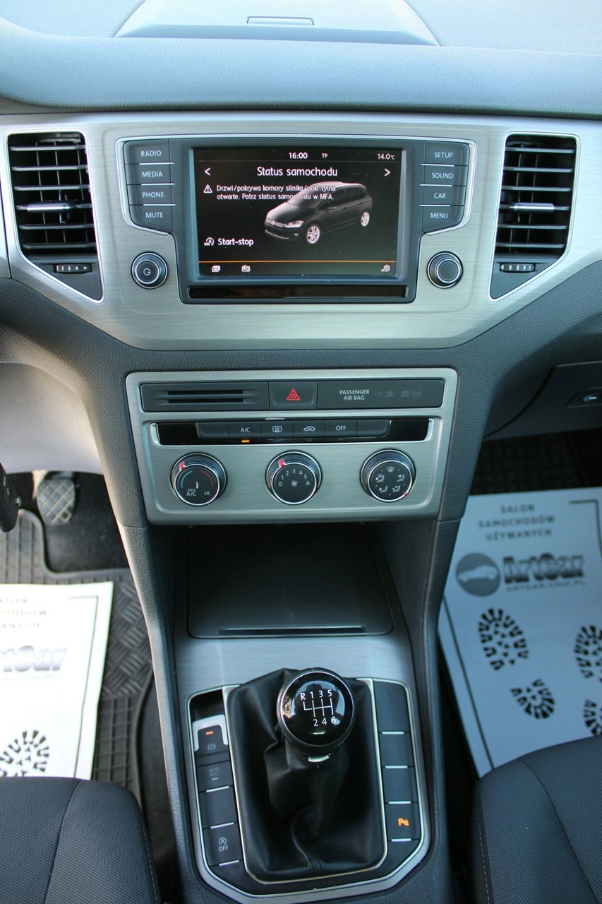 Volkswagen Golf Sportsvan - Zdjęcie 24