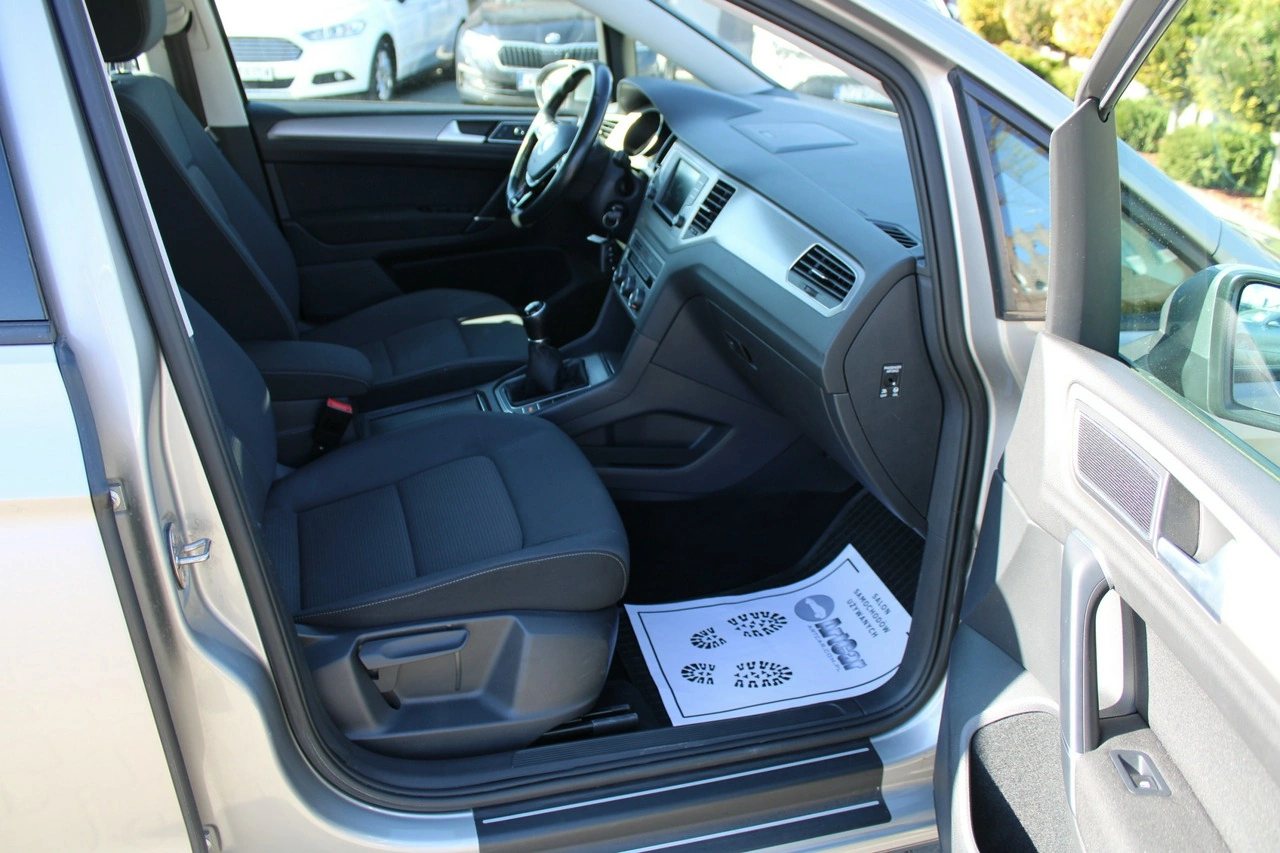Volkswagen Golf Sportsvan - Zdjęcie 28
