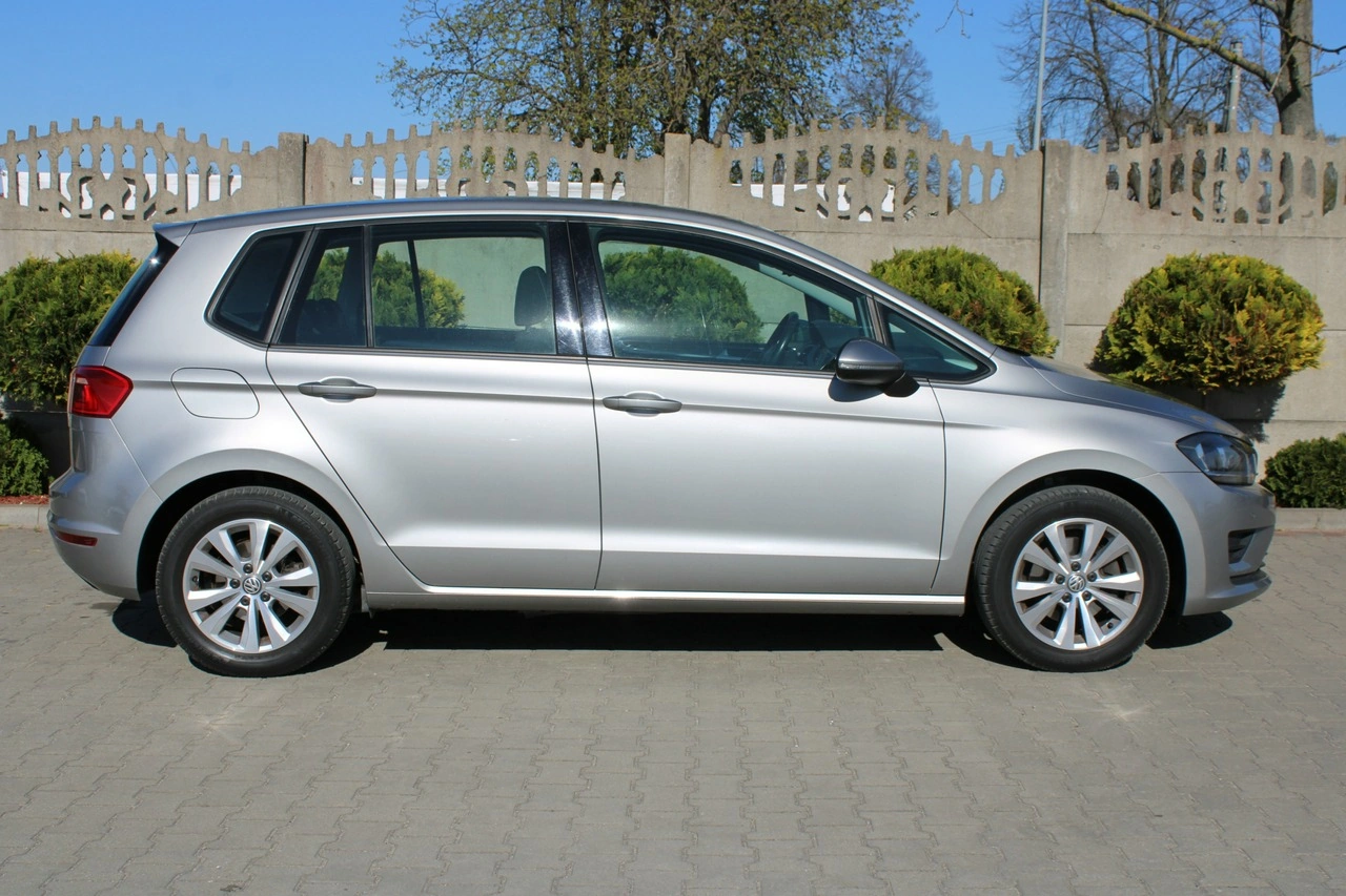Volkswagen Golf Sportsvan - Zdjęcie 43