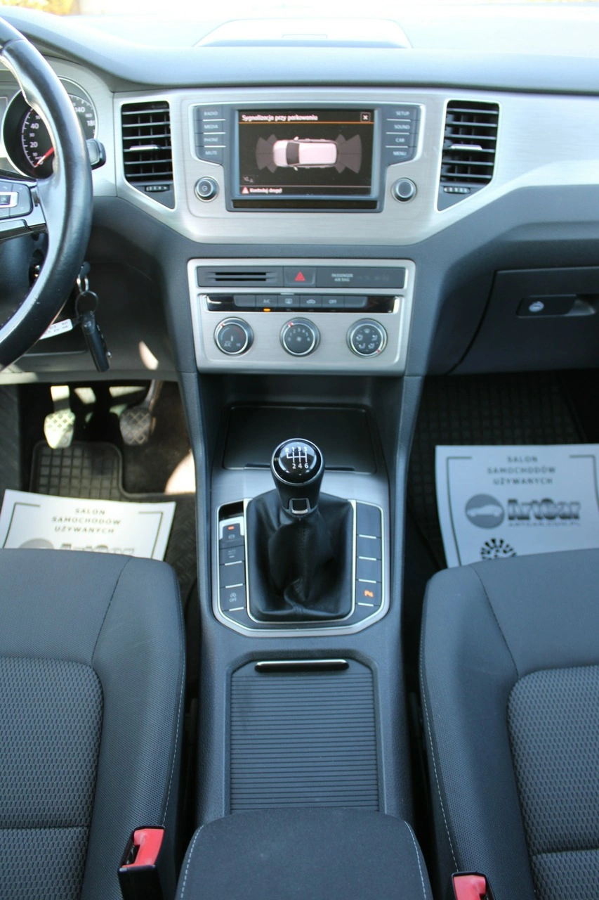 Volkswagen Golf Sportsvan - Zdjęcie 57