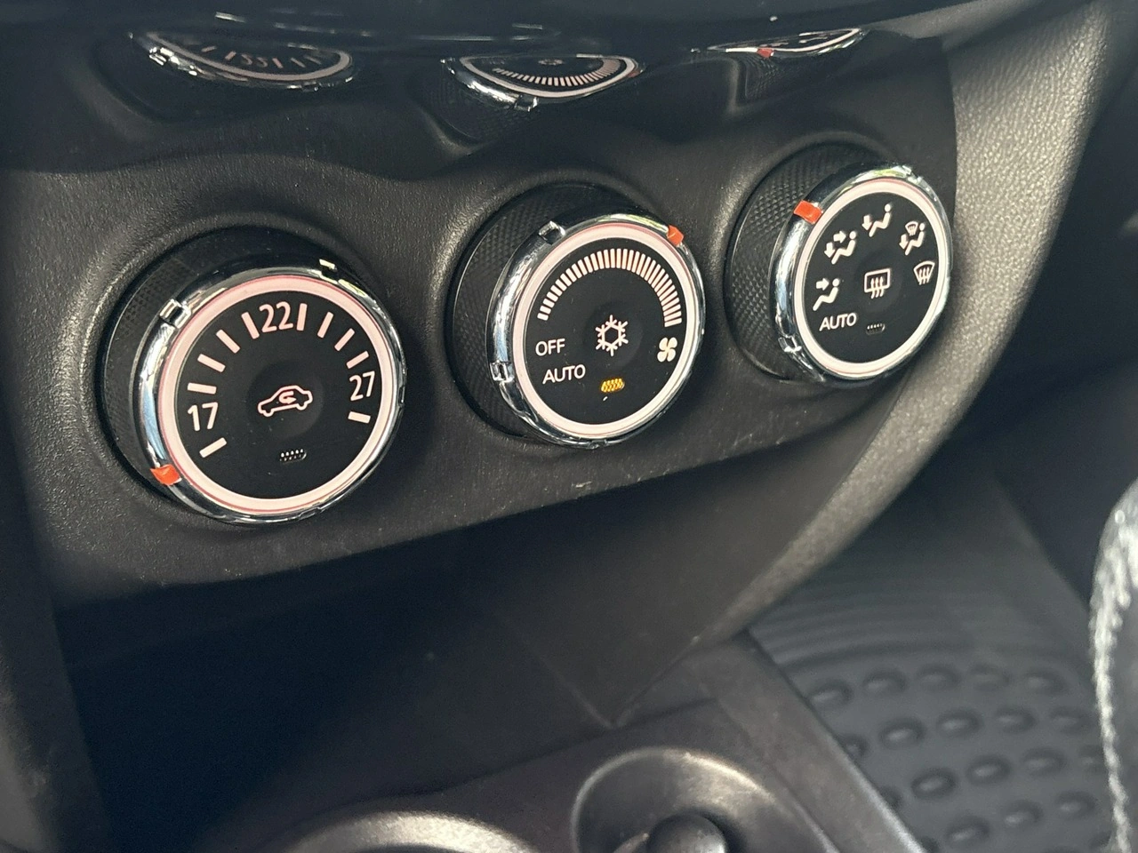 Mitsubishi ASX - Zdjęcie 25
