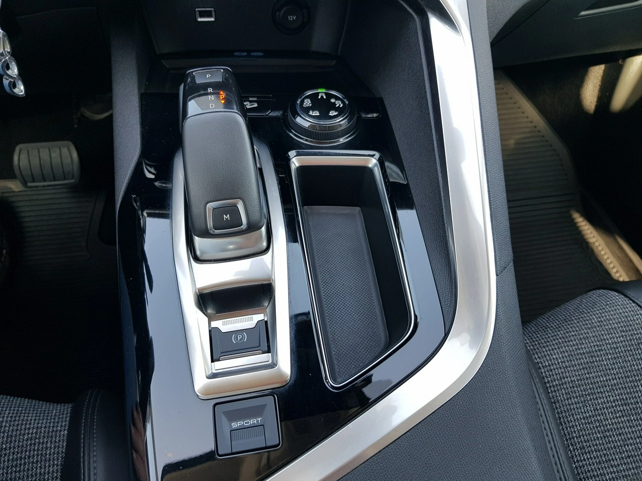 Peugeot 3008 - Zdjęcie 18