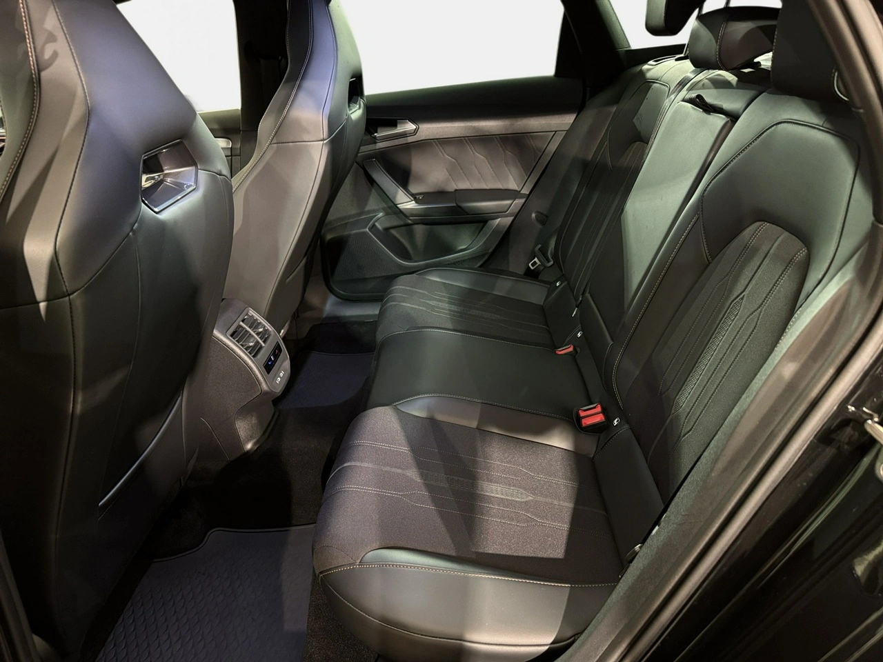 Cupra Leon Sportstourer - Zdjęcie 26
