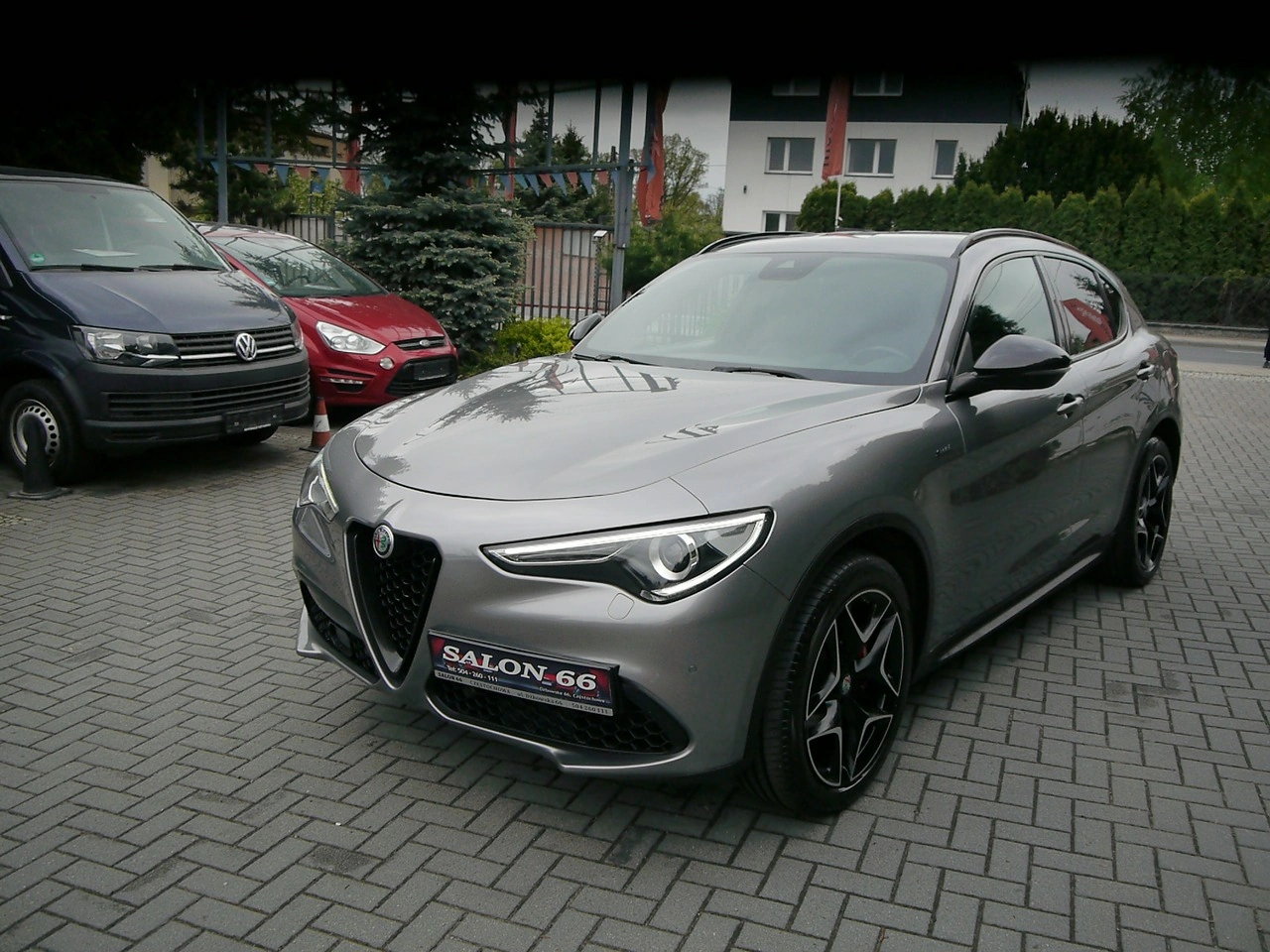 Alfa Romeo Stelvio - Zdjęcie 15