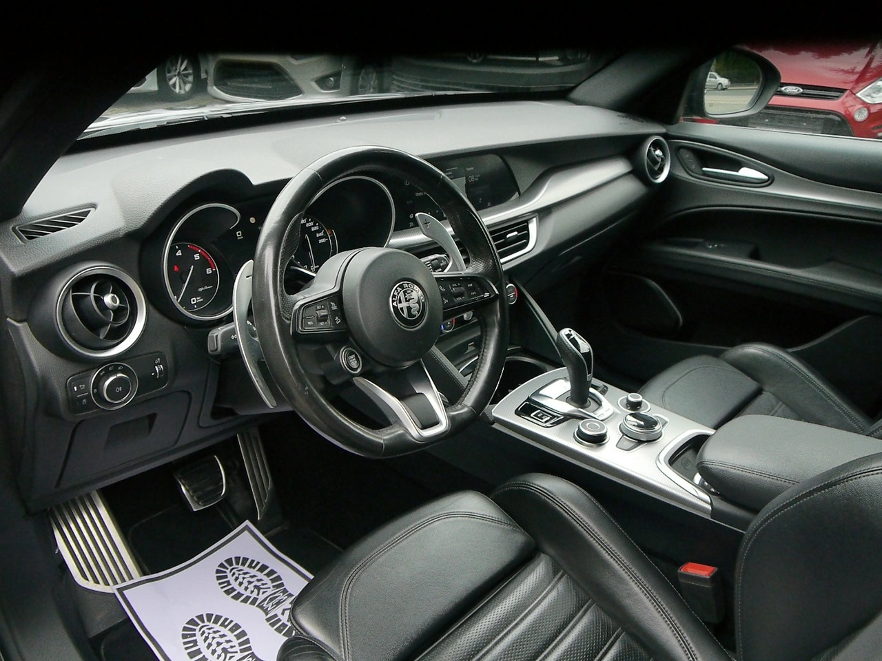 Alfa Romeo Stelvio - Zdjęcie 27