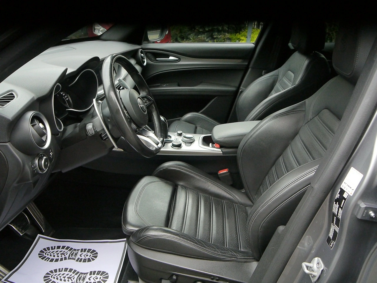 Alfa Romeo Stelvio - Zdjęcie 29