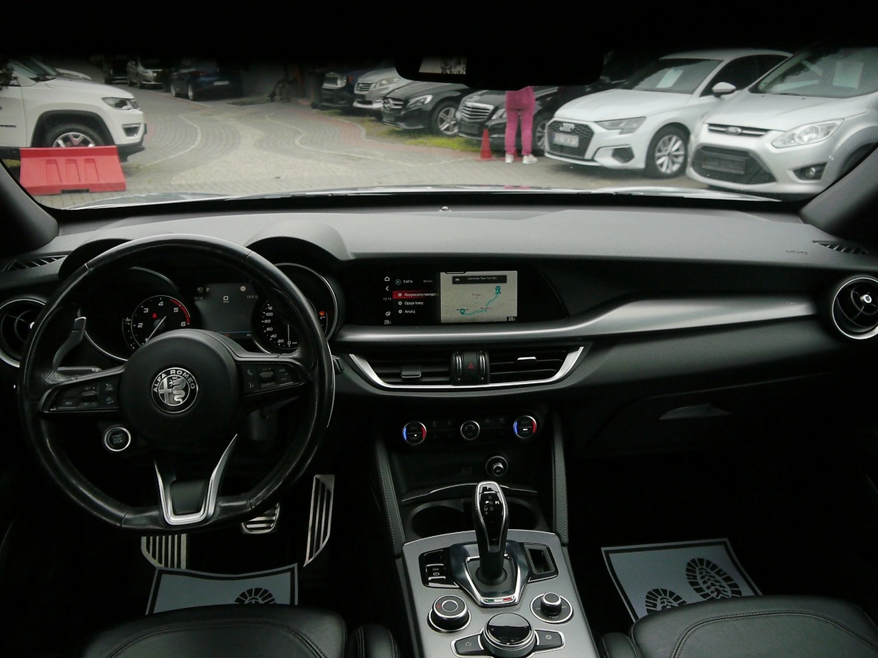 Alfa Romeo Stelvio - Zdjęcie 21