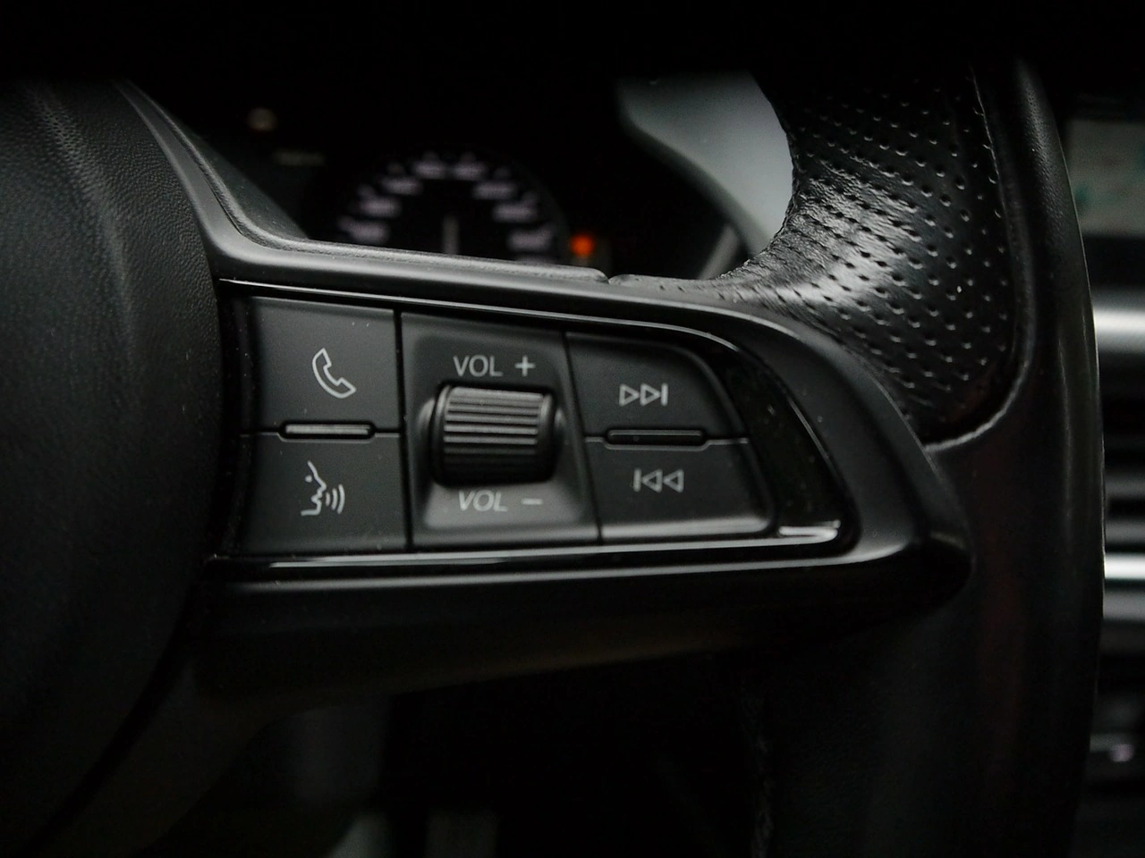 Alfa Romeo Stelvio - Zdjęcie 38