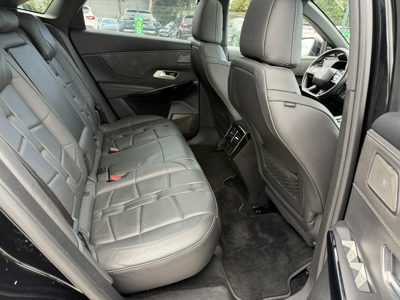 DS Automobiles DS 7 Crossback - Zdjęcie 30