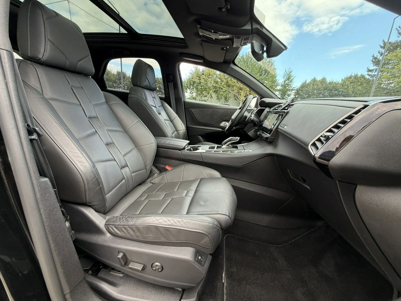 DS Automobiles DS 7 Crossback - Zdjęcie 32