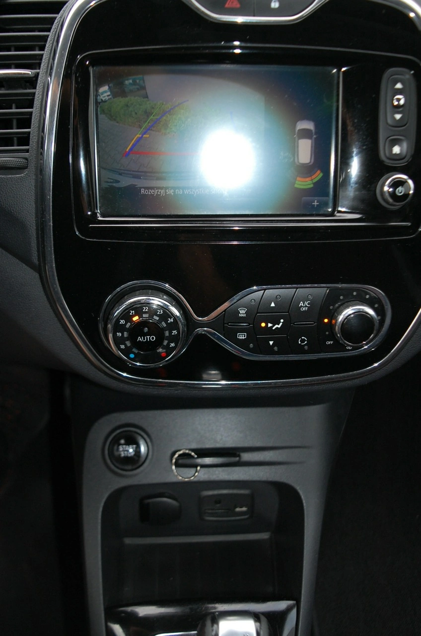 Renault Captur - Zdjęcie 22