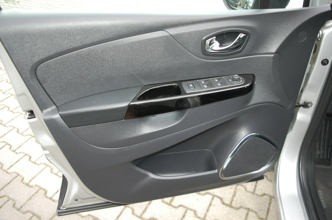 Renault Captur - Zdjęcie 28