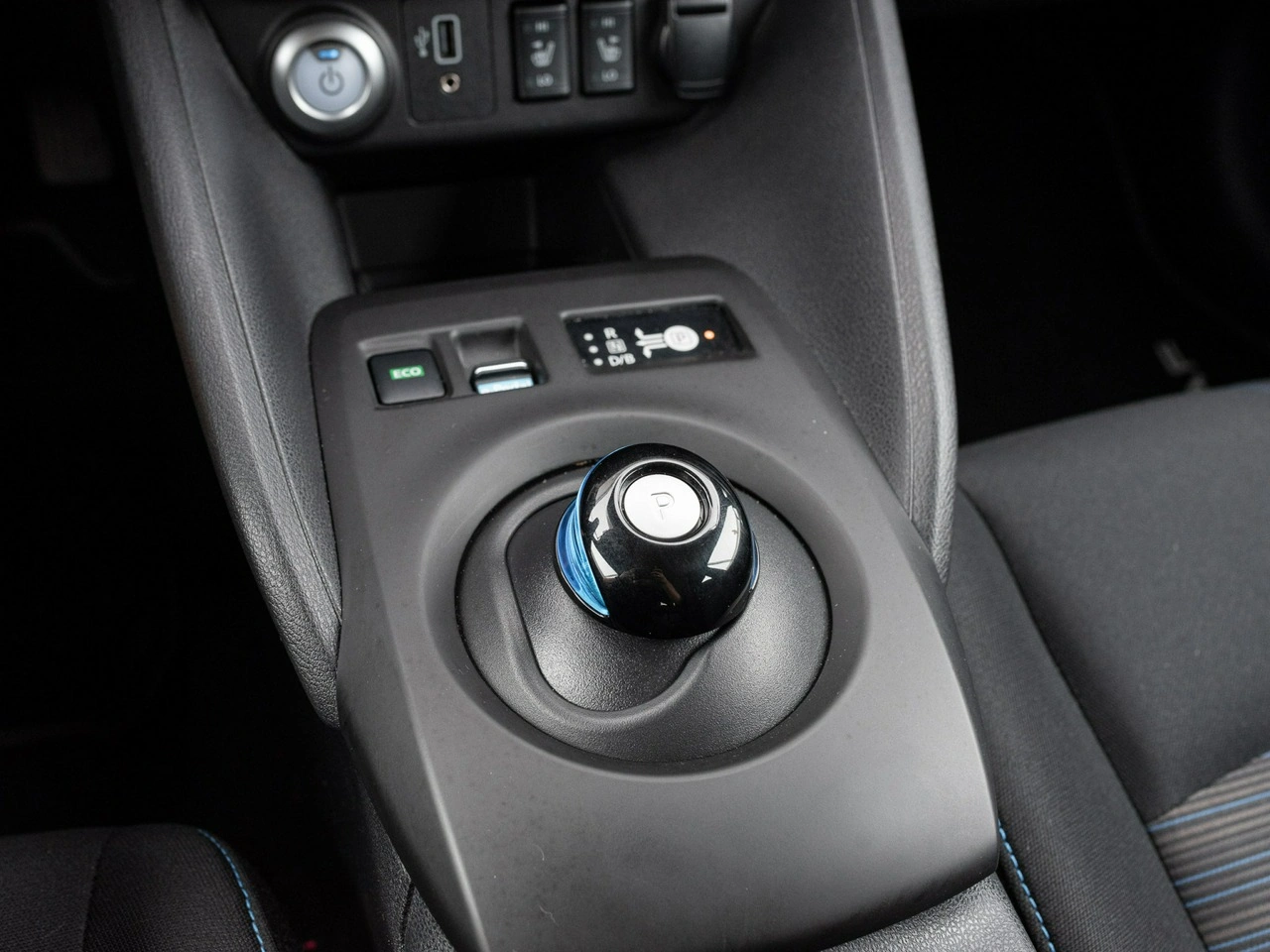 Nissan Leaf - Zdjęcie 14