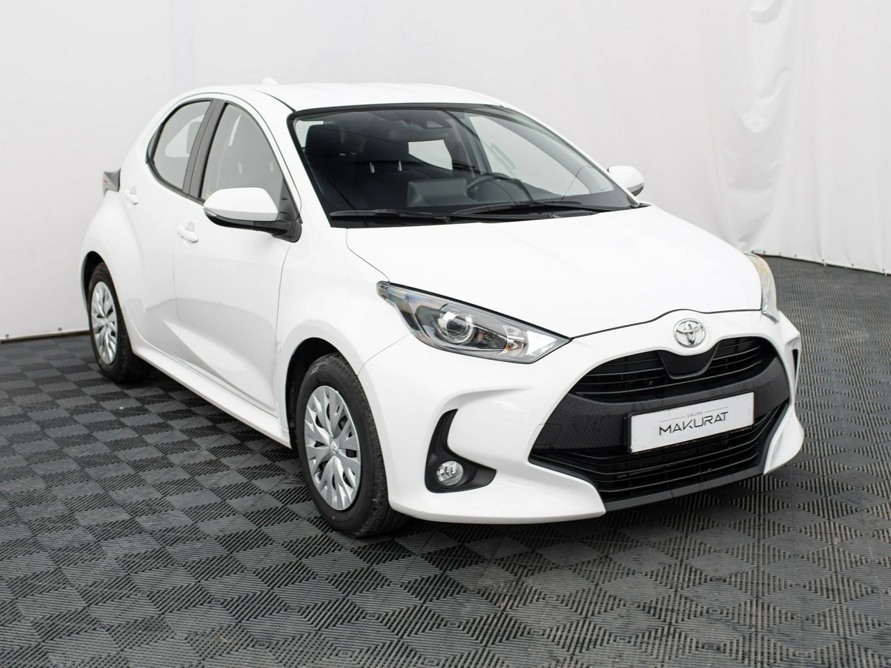 Toyota Yaris - Zdjęcie 2