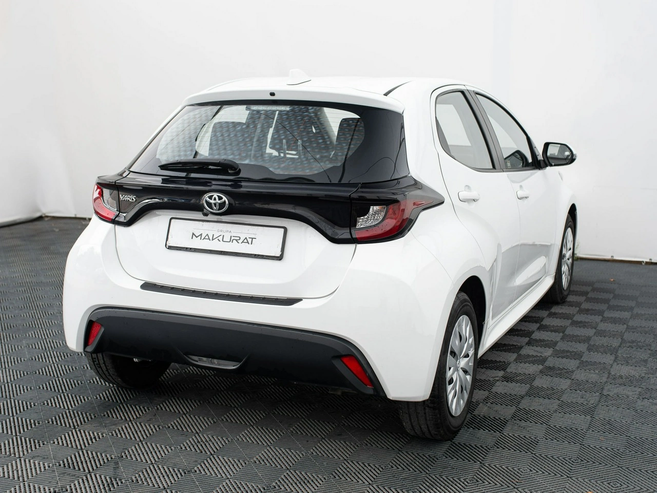 Toyota Yaris - Zdjęcie 4