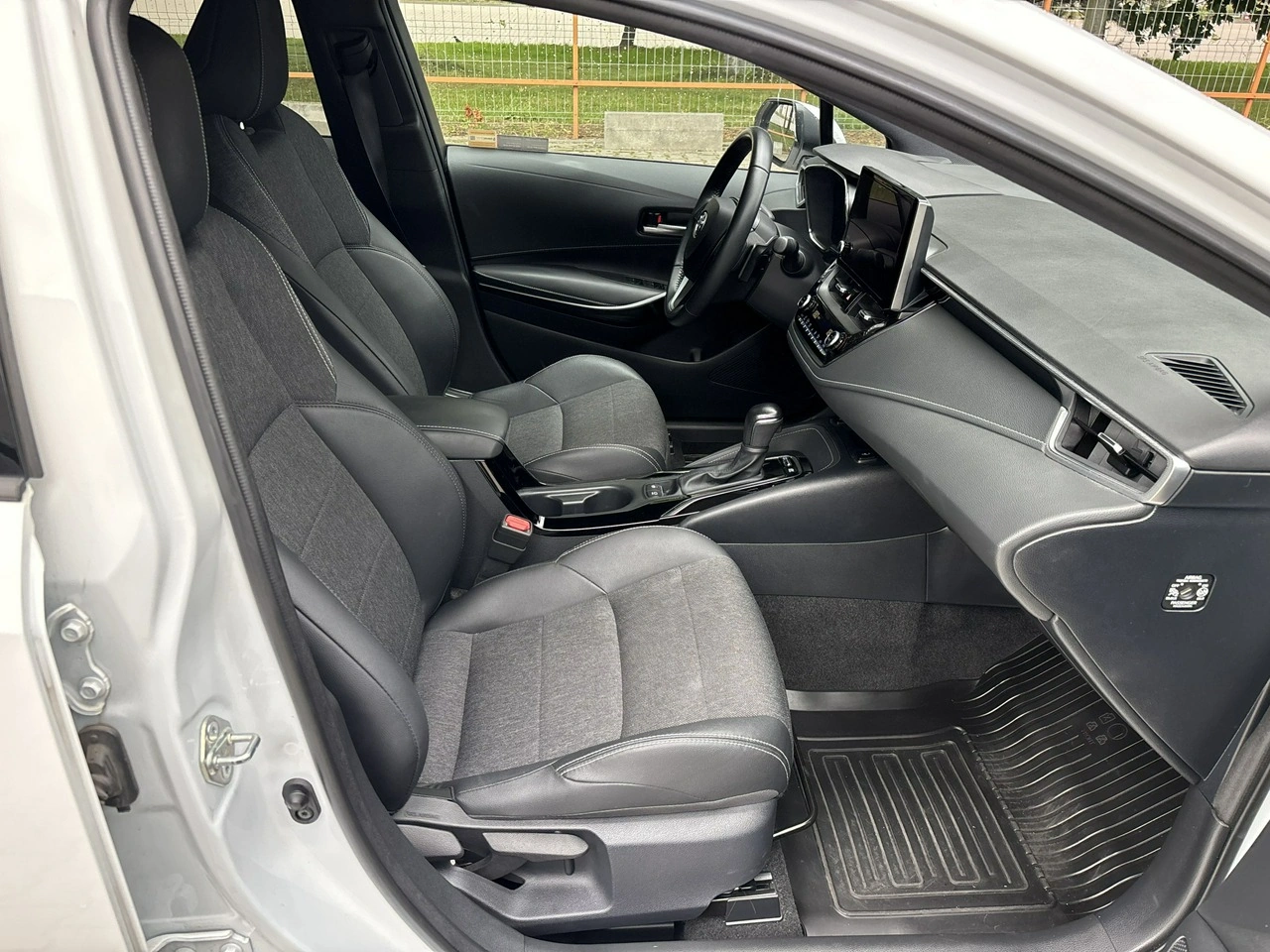 Toyota Corolla - Zdjęcie 14