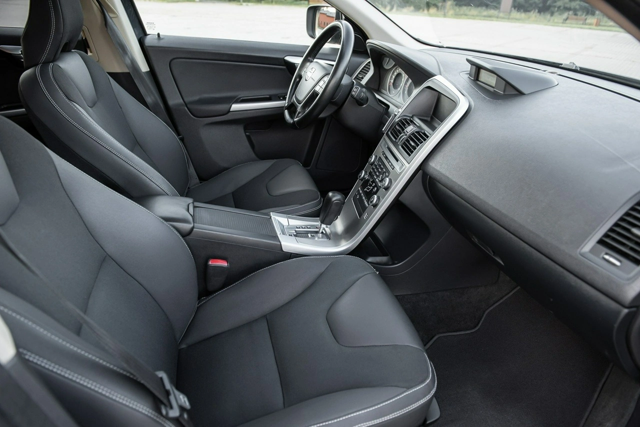 Volvo XC 60 - Zdjęcie 9