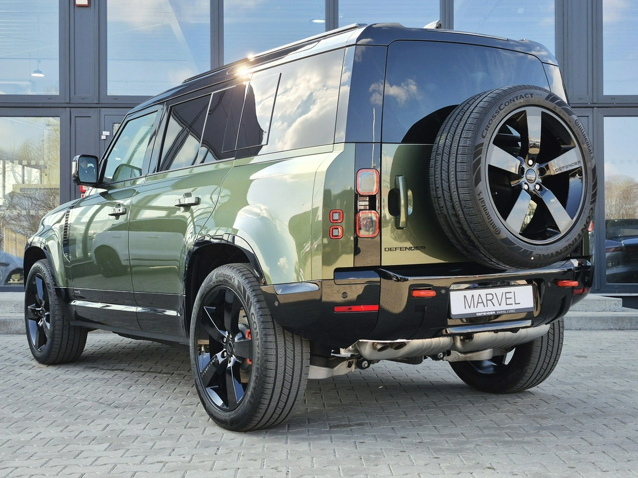 Land Rover Defender - Zdjęcie 9