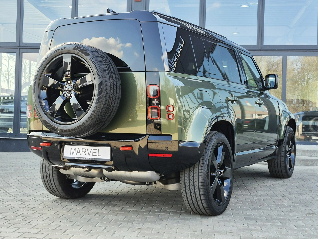 Land Rover Defender - Zdjęcie 11