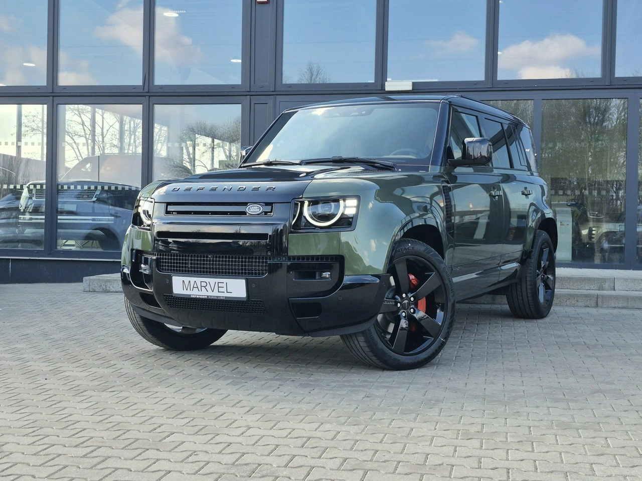 Land Rover Defender - Zdjęcie 1