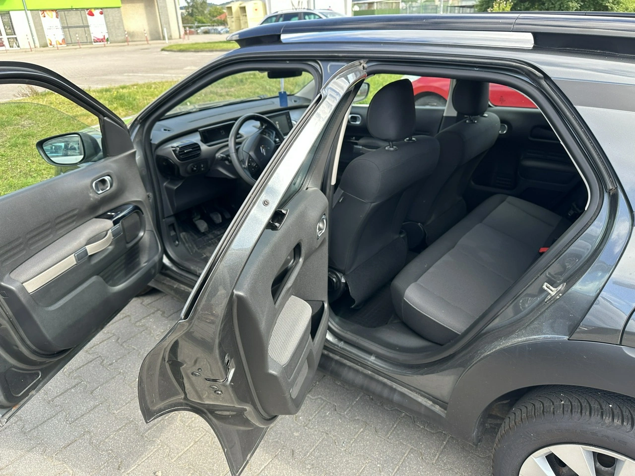 Citroën C4 Cactus - Zdjęcie 11