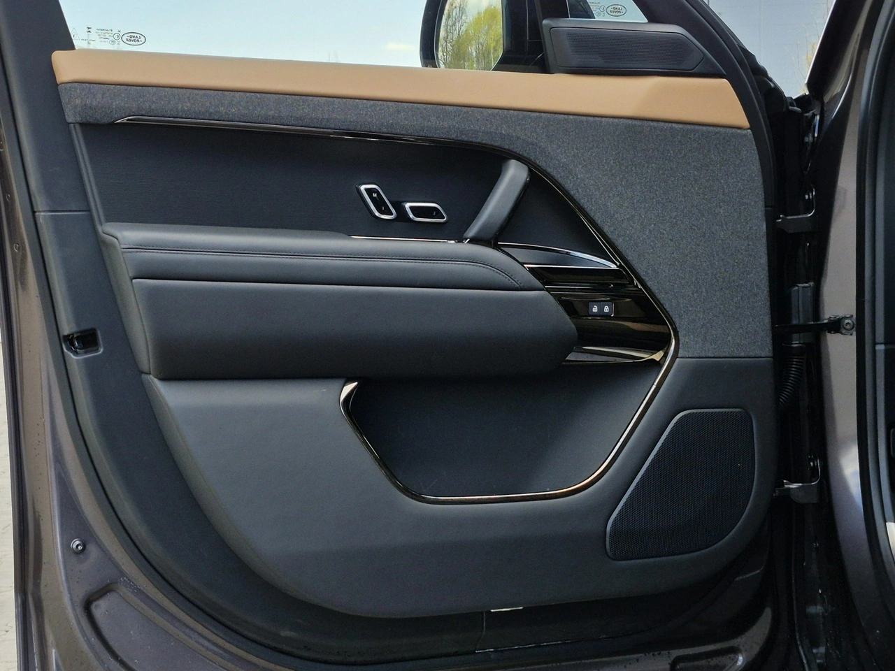 Land Rover Range Rover Sport - Zdjęcie 18