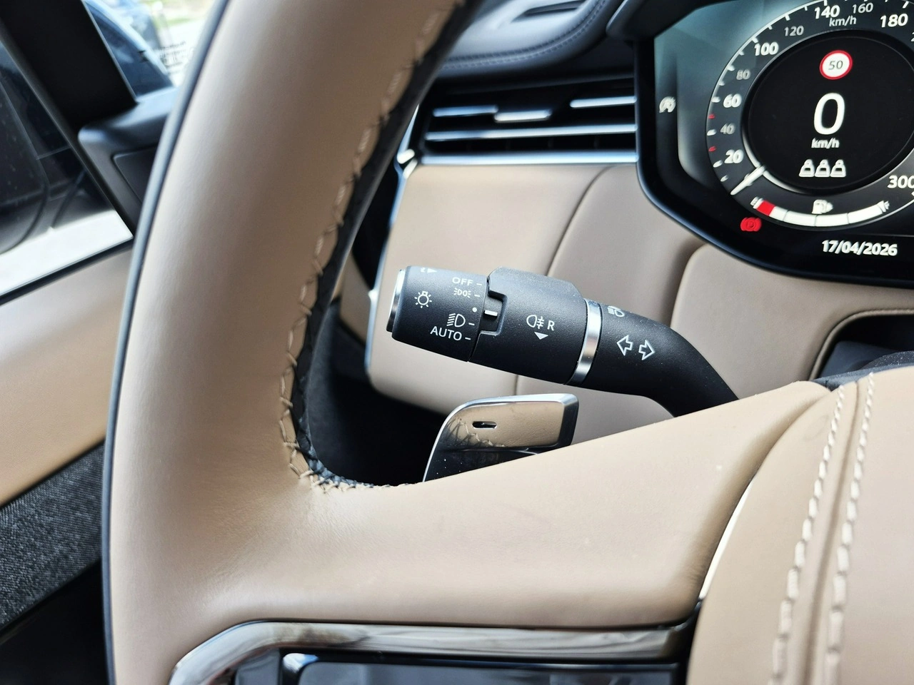 Land Rover Range Rover Sport - Zdjęcie 31