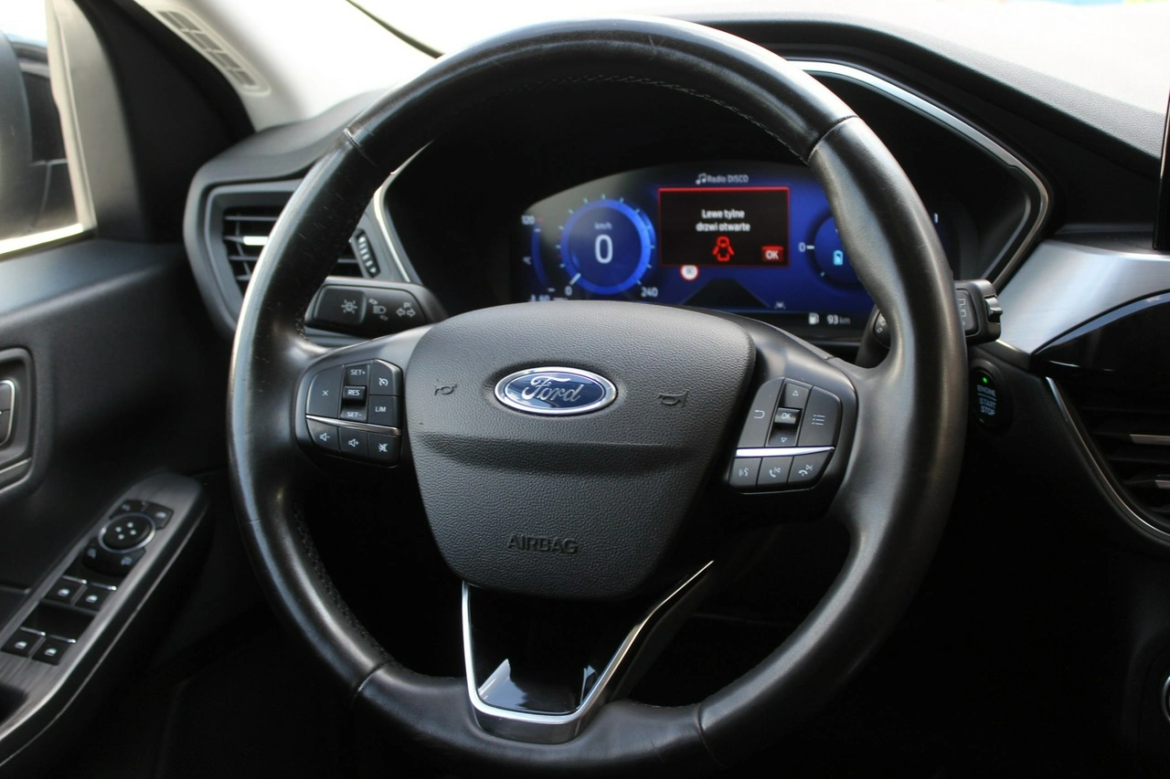 Ford Kuga - Zdjęcie 12