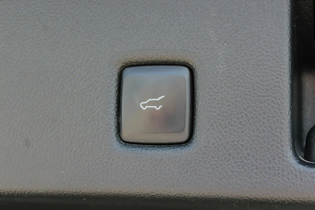 Ford Kuga - Zdjęcie 16