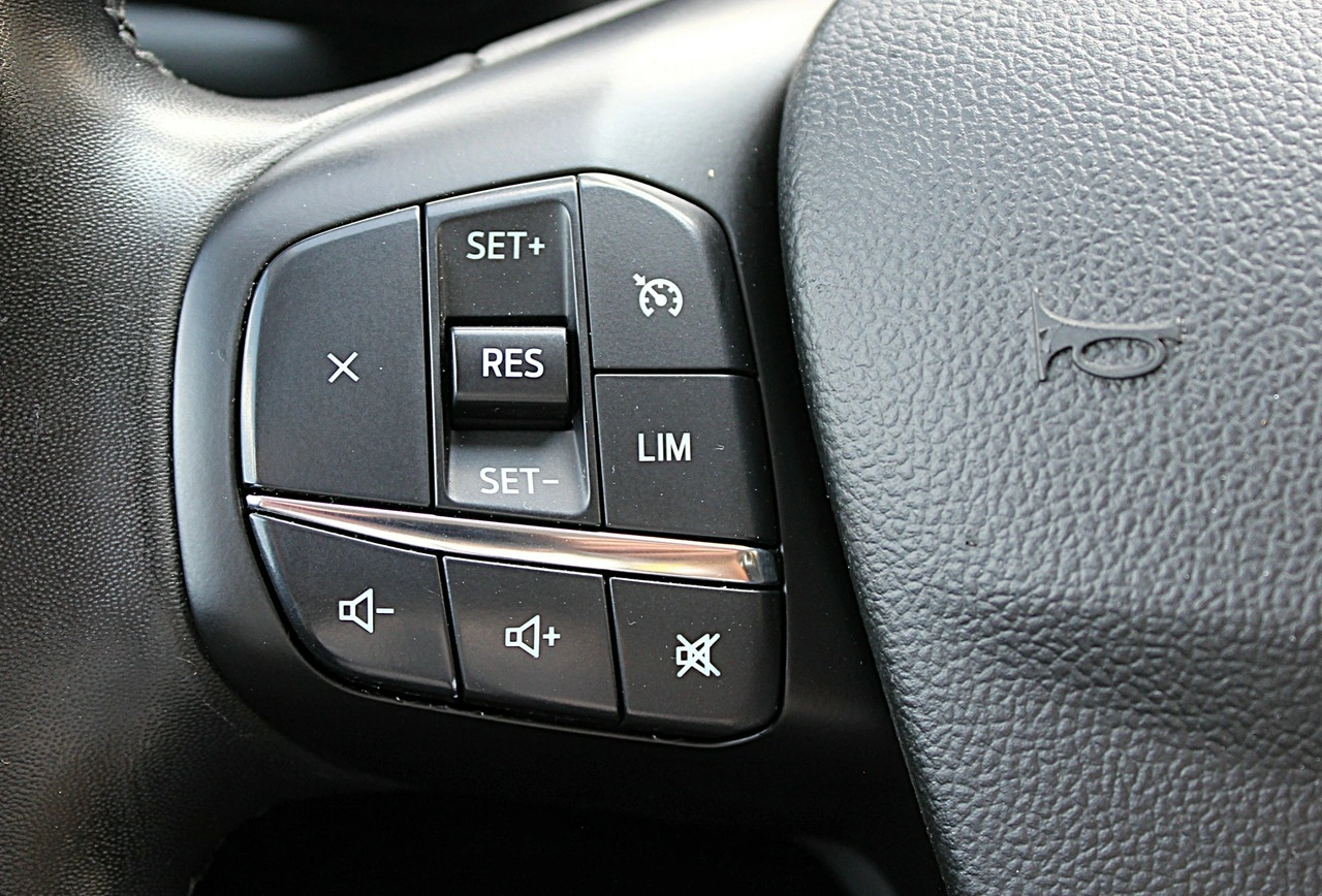 Ford Kuga - Zdjęcie 19