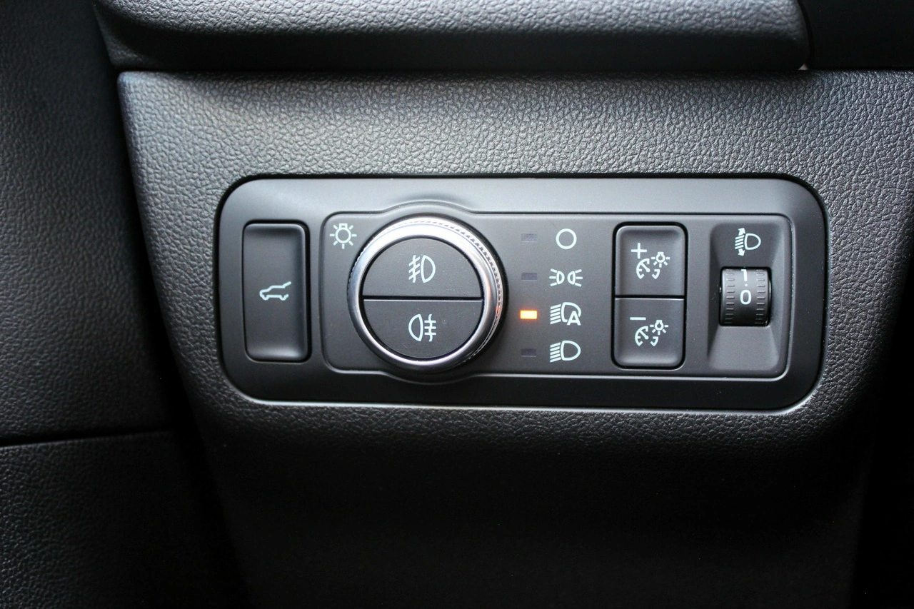 Ford Kuga - Zdjęcie 20