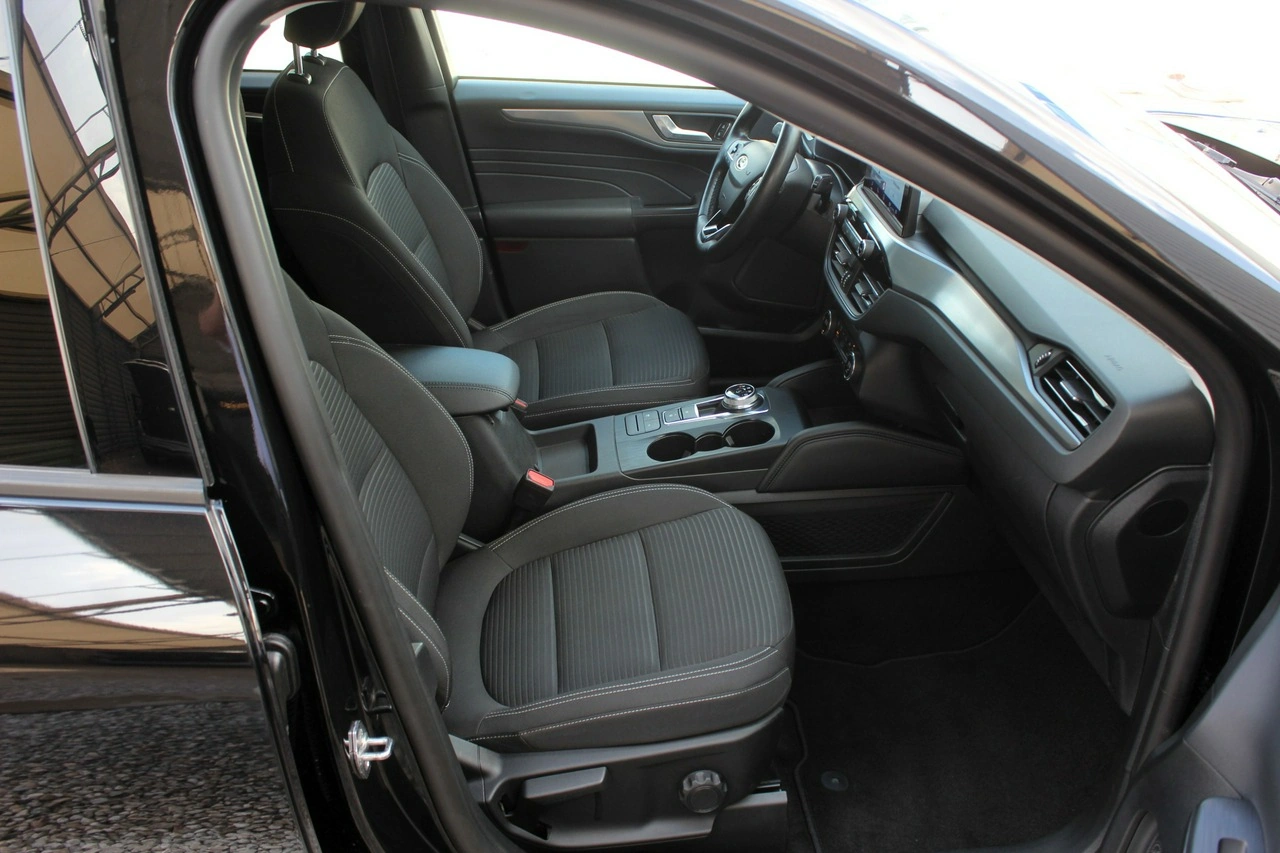 Ford Kuga - Zdjęcie 7