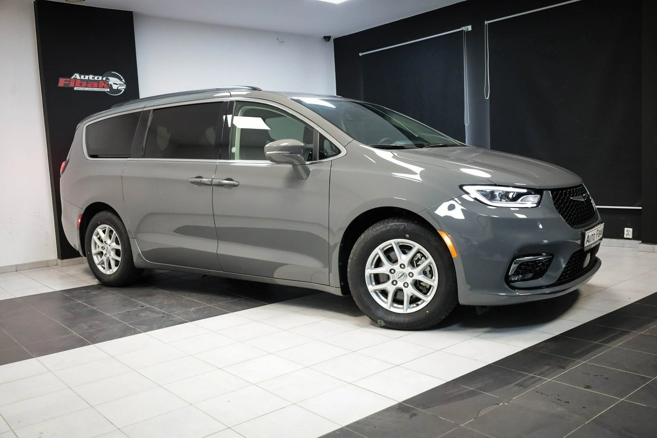 Chrysler Pacifica - Zdjęcie 3
