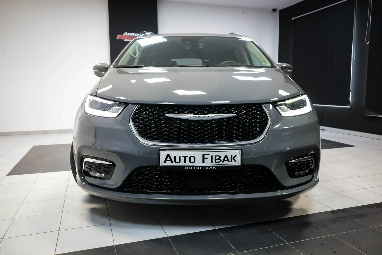 Chrysler Pacifica - Zdjęcie 7