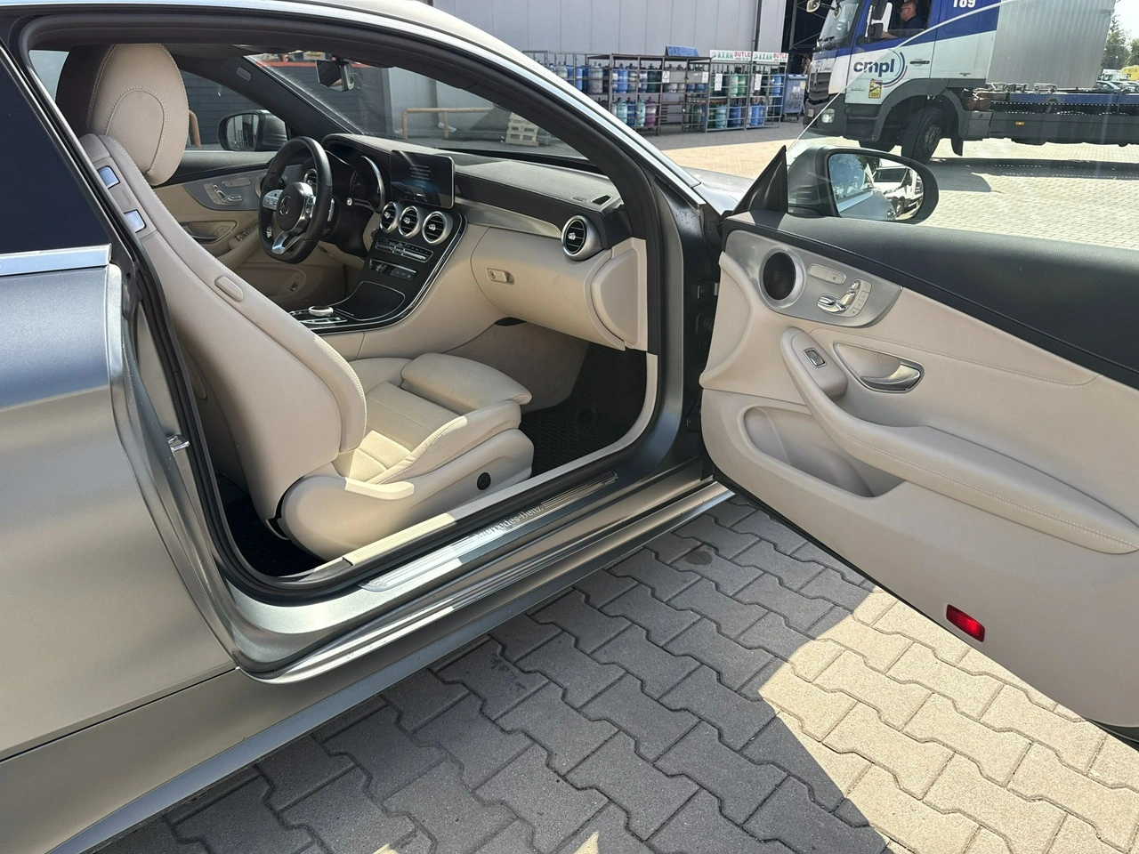 Mercedes C 200 - Zdjęcie 15