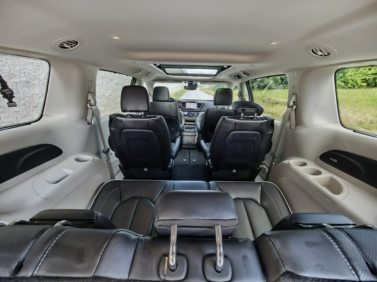 Chrysler Pacifica - Zdjęcie 31