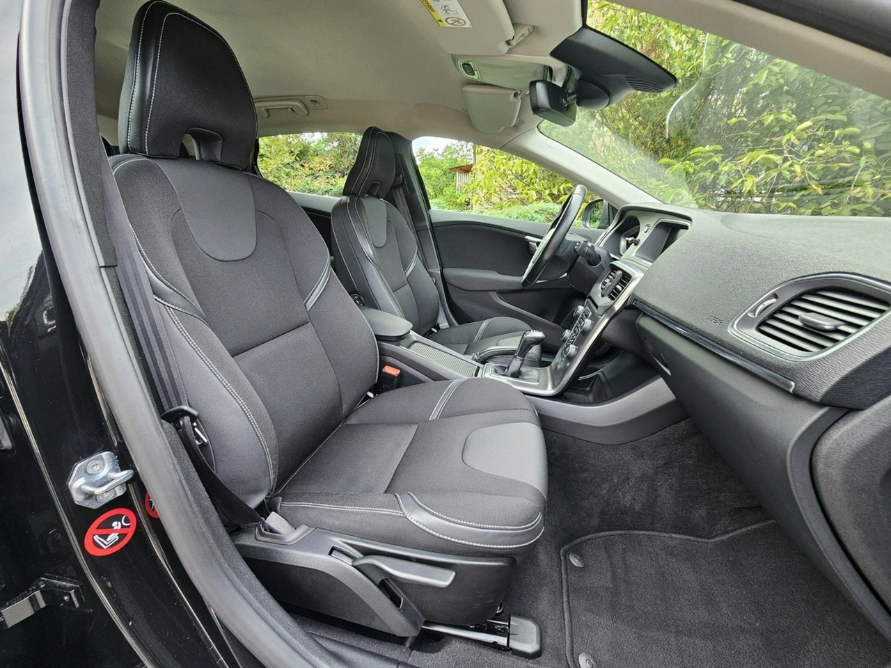 Volvo V40 - Zdjęcie 9