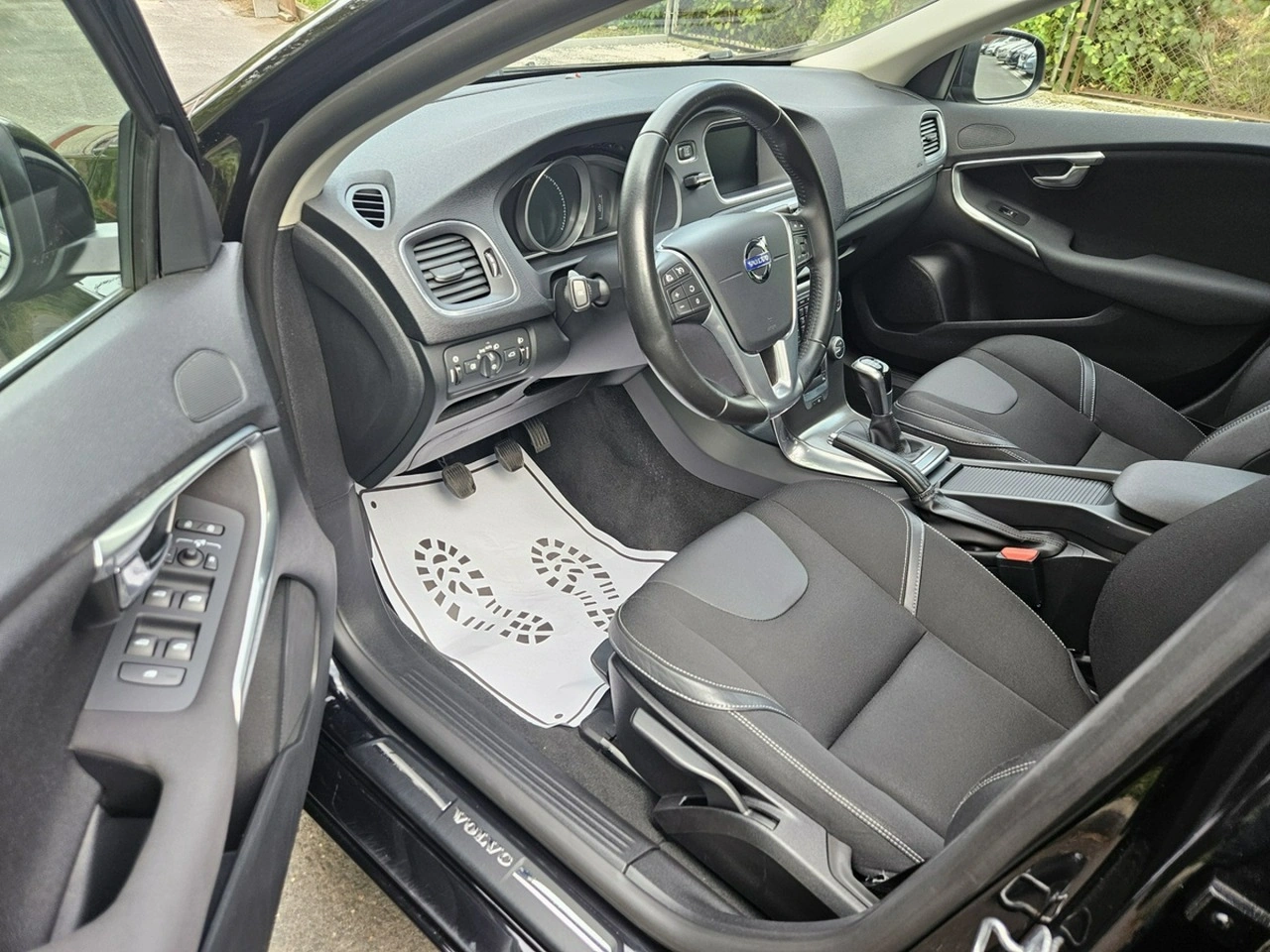 Volvo V40 - Zdjęcie 13