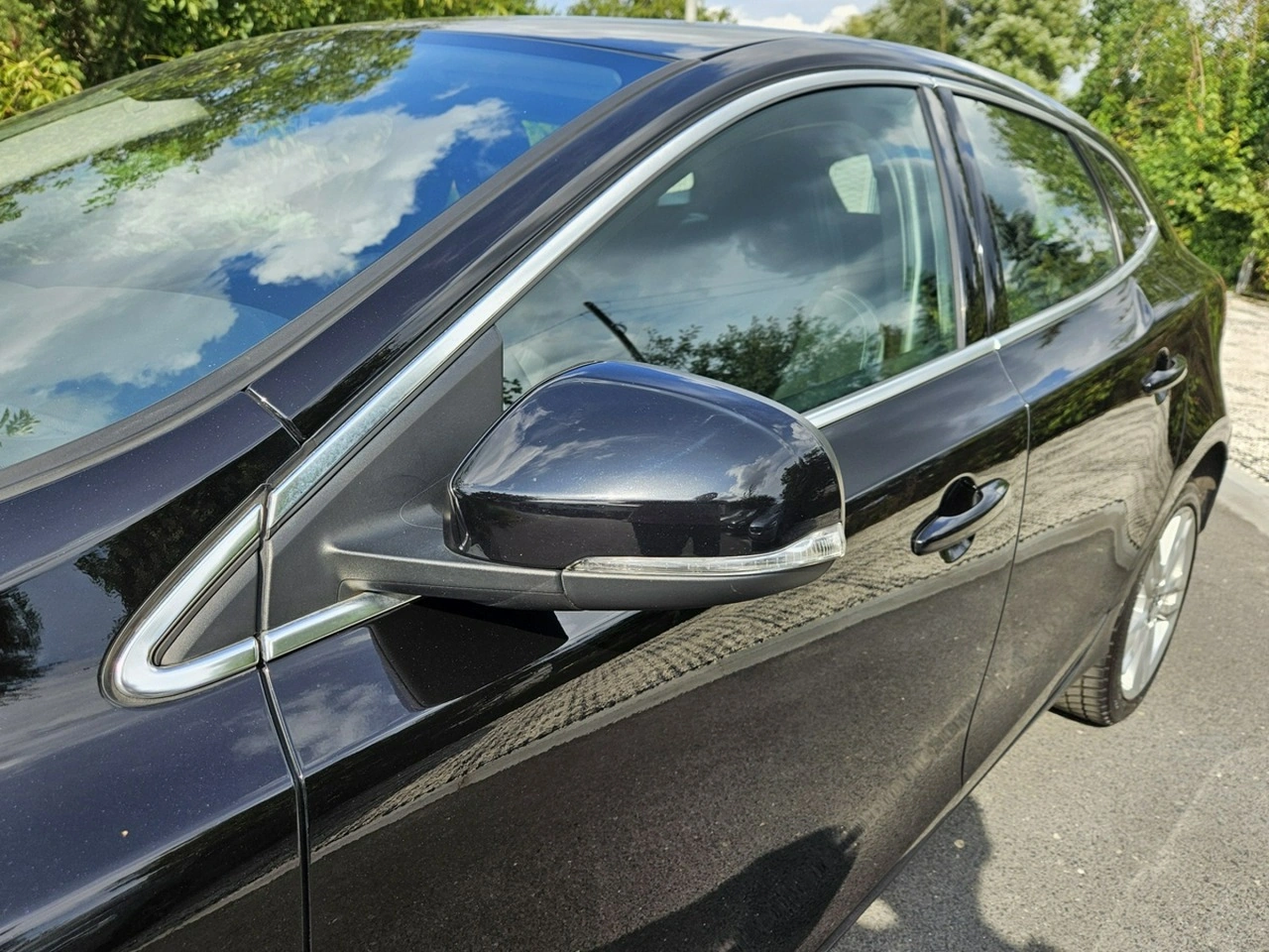 Volvo V40 - Zdjęcie 21