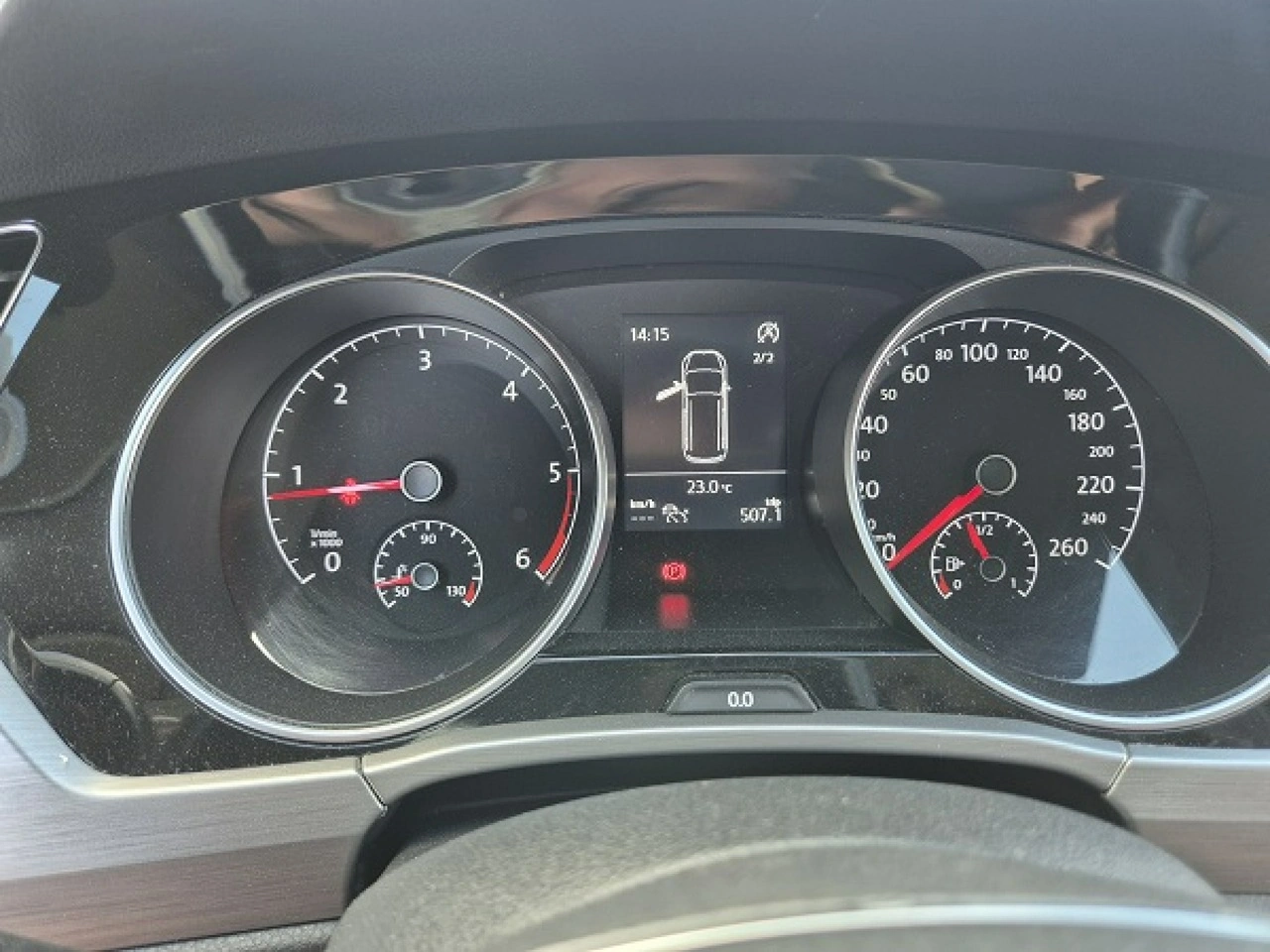 Volkswagen Touran - Zdjęcie 28
